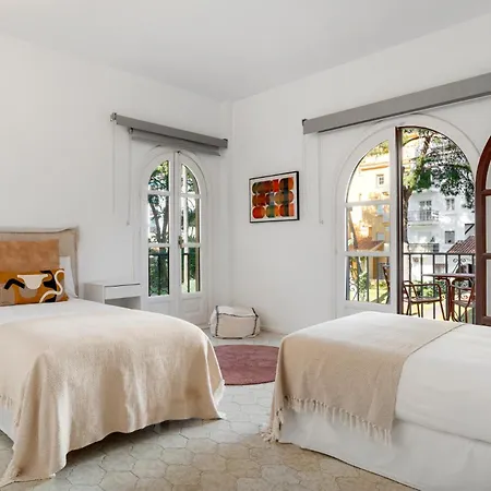 Апартаменты 2 Bdr Next To The In Puerto Banus Марбелья