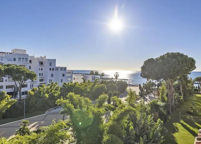 아파트 2 Bdr Next To The In Puerto Banus 마르베야