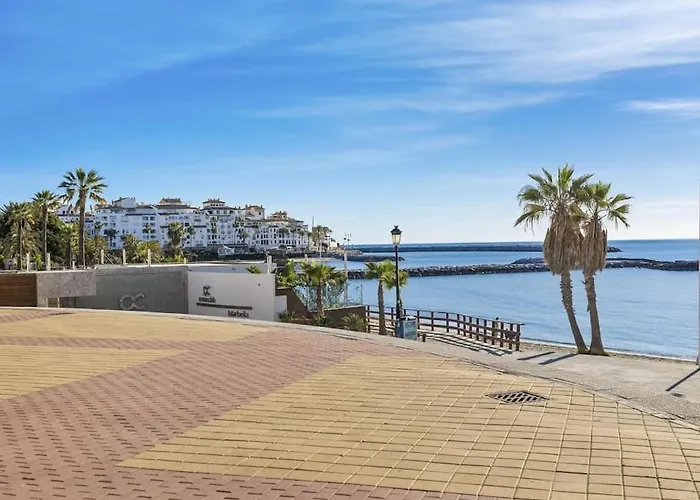 2 Bdr Next To The In Puerto Banus 아파트