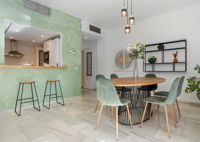 2 Bdr Next To The In Puerto Banus 아파트 마르베야