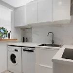 Lejlighed 2 Bdr Next To The In Puerto Banus Marbella