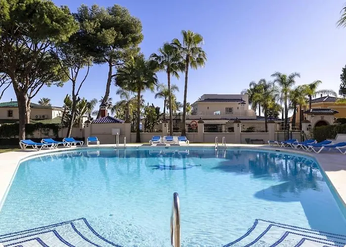 2 Bdr Next To The In Puerto Banus Marbella